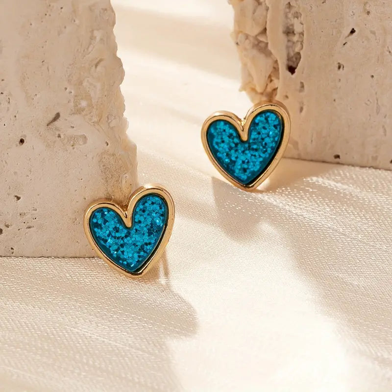 Mini pendientes delicados con forma de corazón