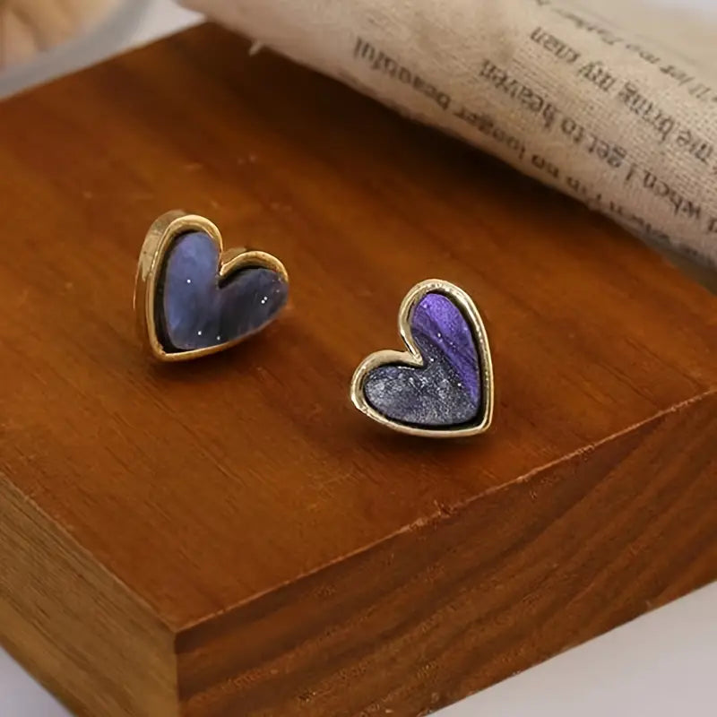 Mini pendientes delicados con forma de corazón